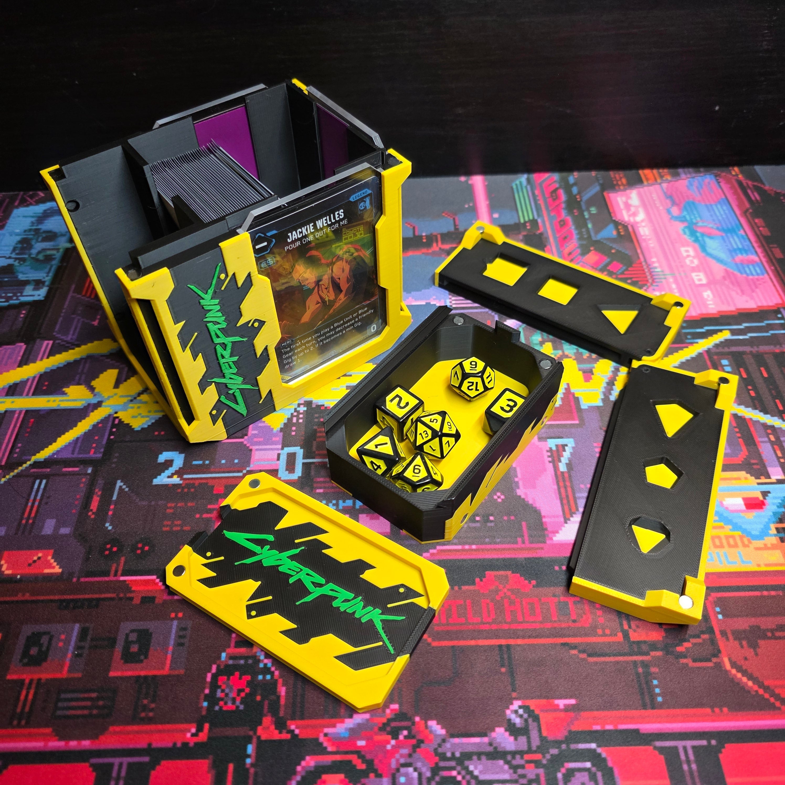 Cyberpunk XL-S TCG Deck Box Laserforge Miniatures